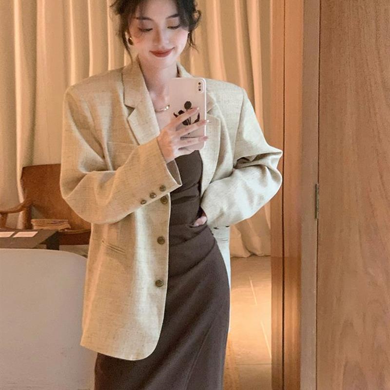 休闲西服套装裙女春季新款宽松西装外套褶皱收腰内搭吊带裙两件套