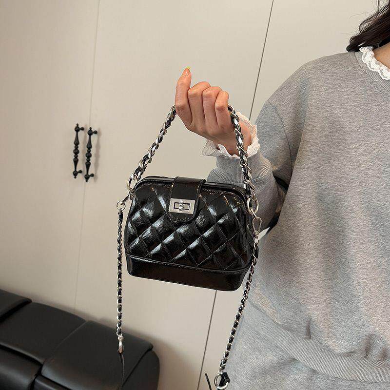 轻奢菱格链条手提包女2025新款精致夹子贝壳包洋气百搭单肩斜挎包