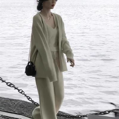 韩版针织套装女冬2023秋季女装新款宽松吊带背心高腰阔腿裤三件套