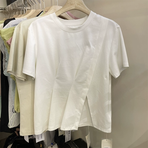 Летняя дизайнерская футболка с коротким рукавом для отдыха, круглый воротник, тренд сезона, по фигуре