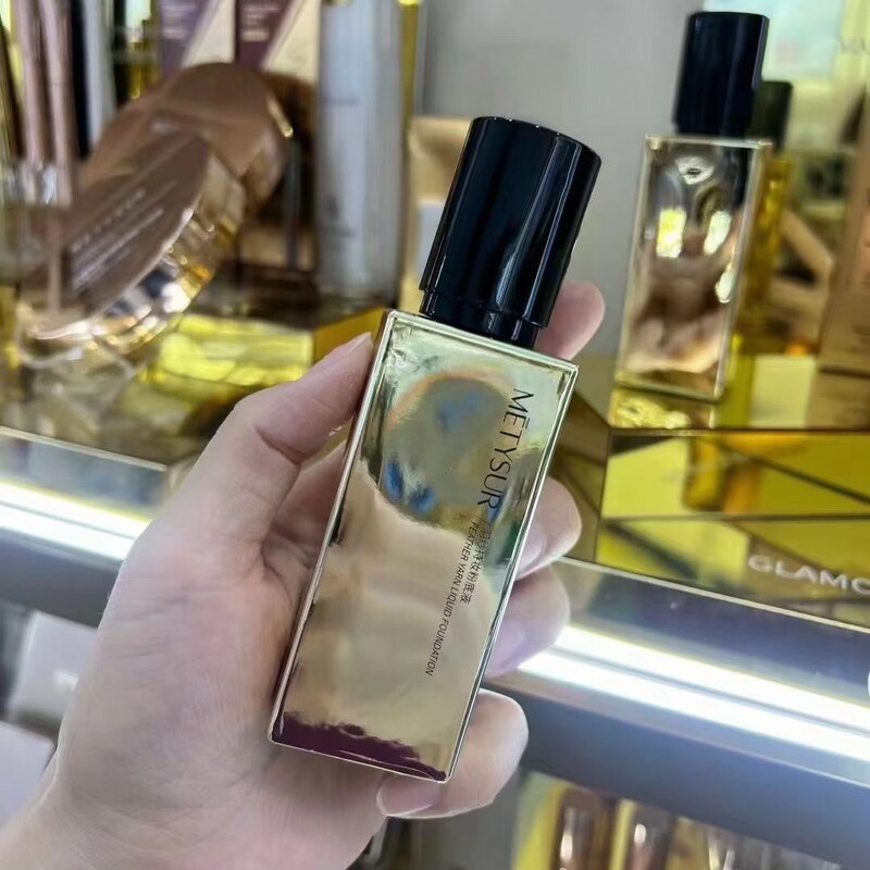 洛佩托金致持妆粉底液30ml不易沾口罩防水抗汗细腻不卡粉买送粉扑