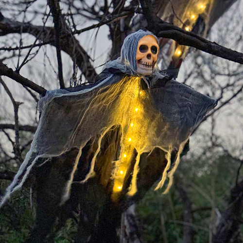Outdoor Halloween luminous skull pendant decorative light