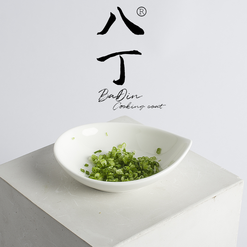 味碟日式简约纯白骨瓷水滴摆台