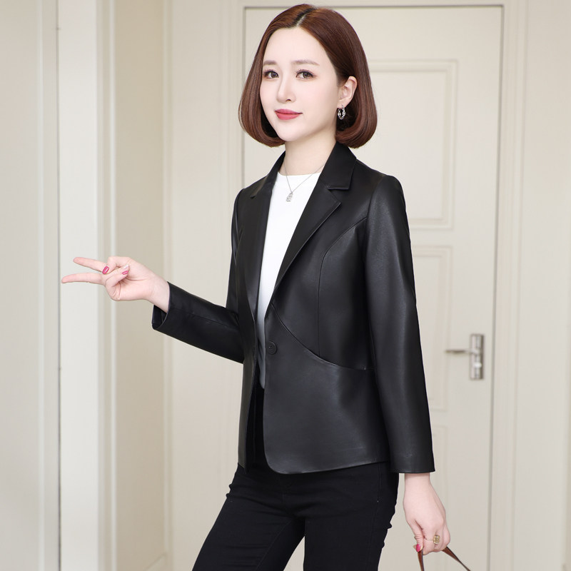修身真皮皮衣女2025新款春秋季海宁真绵羊皮中年气质小西装单外套