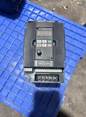 出售拆机众辰变频器H2200A00D4K,220V 0.4K工业备件