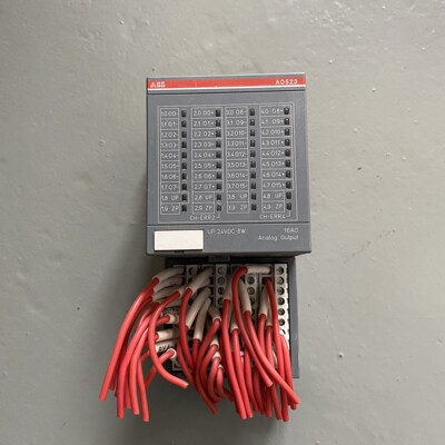 ABB AO523D2模拟输出模块，型号1SAP250200工业备件