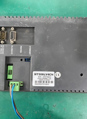 步科MT506LV4CN工控触摸屏，实物拍摄，带PLC接口和工业备件