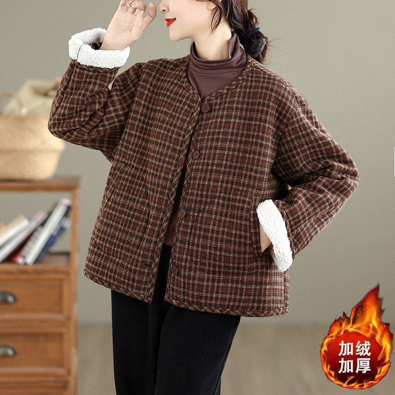 慵懒风羊羔绒保暖格纹短外套女冬装复古时尚宽松遮肉百搭开衫棉衣