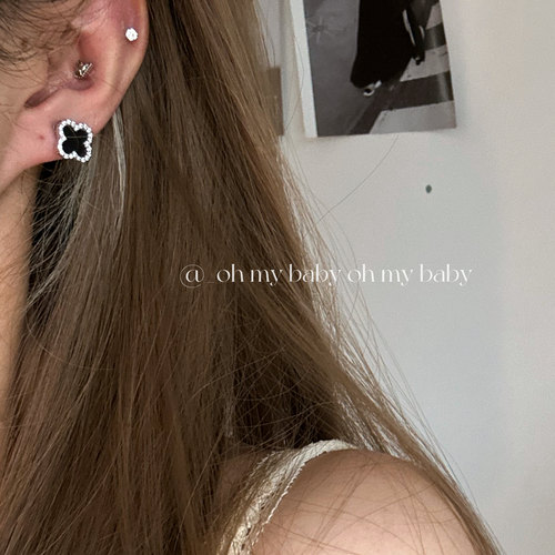 隐形耳夹无耳洞黑色四叶草镶钻边