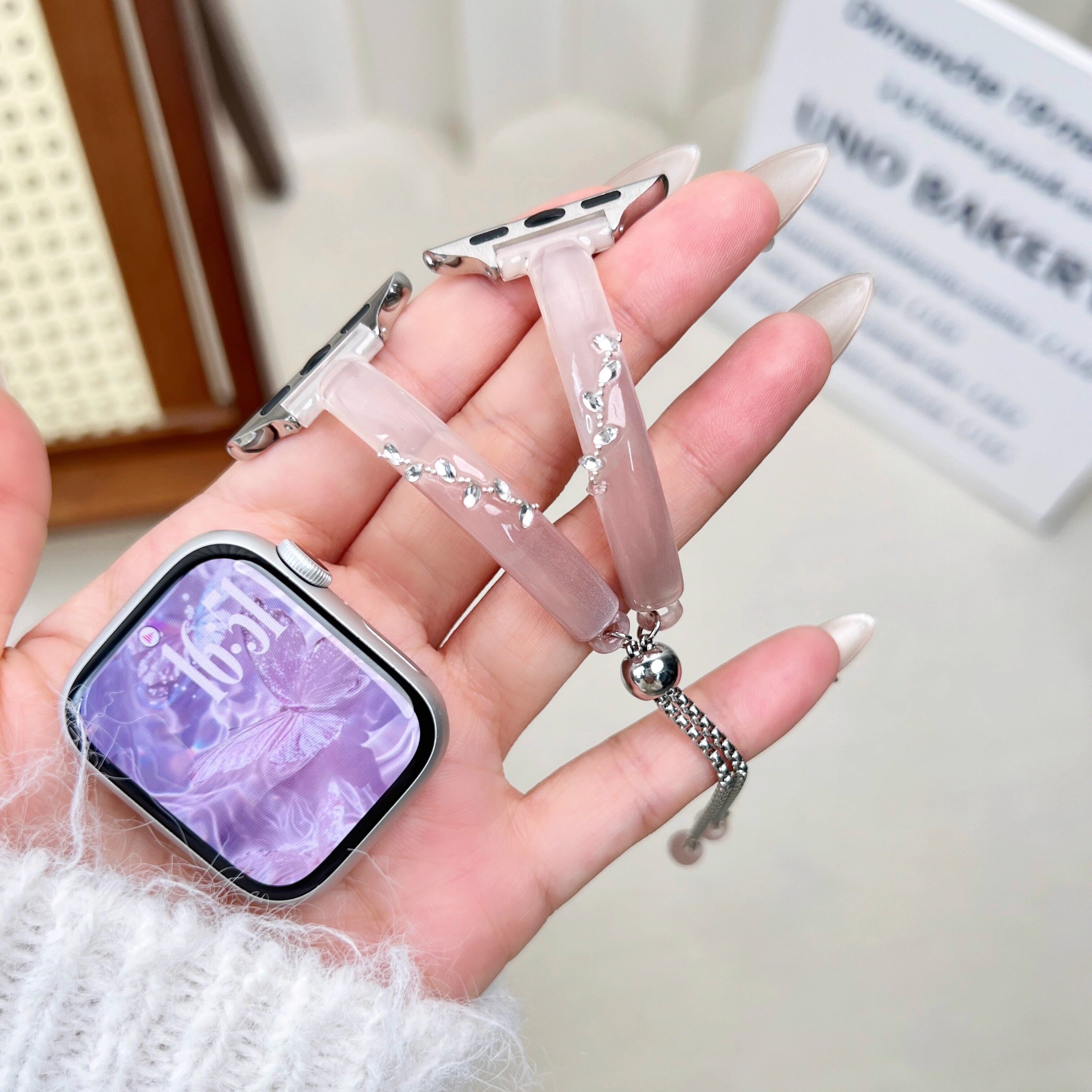 适用苹果手表表带猫眼镶钻手镯新款ins风百搭iwatch11/10表带女