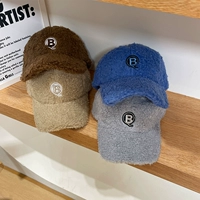 Демисезонная утепленная шапка, удерживающая тепло бархатная брендовая кепка, бейсболка, в корейском стиле