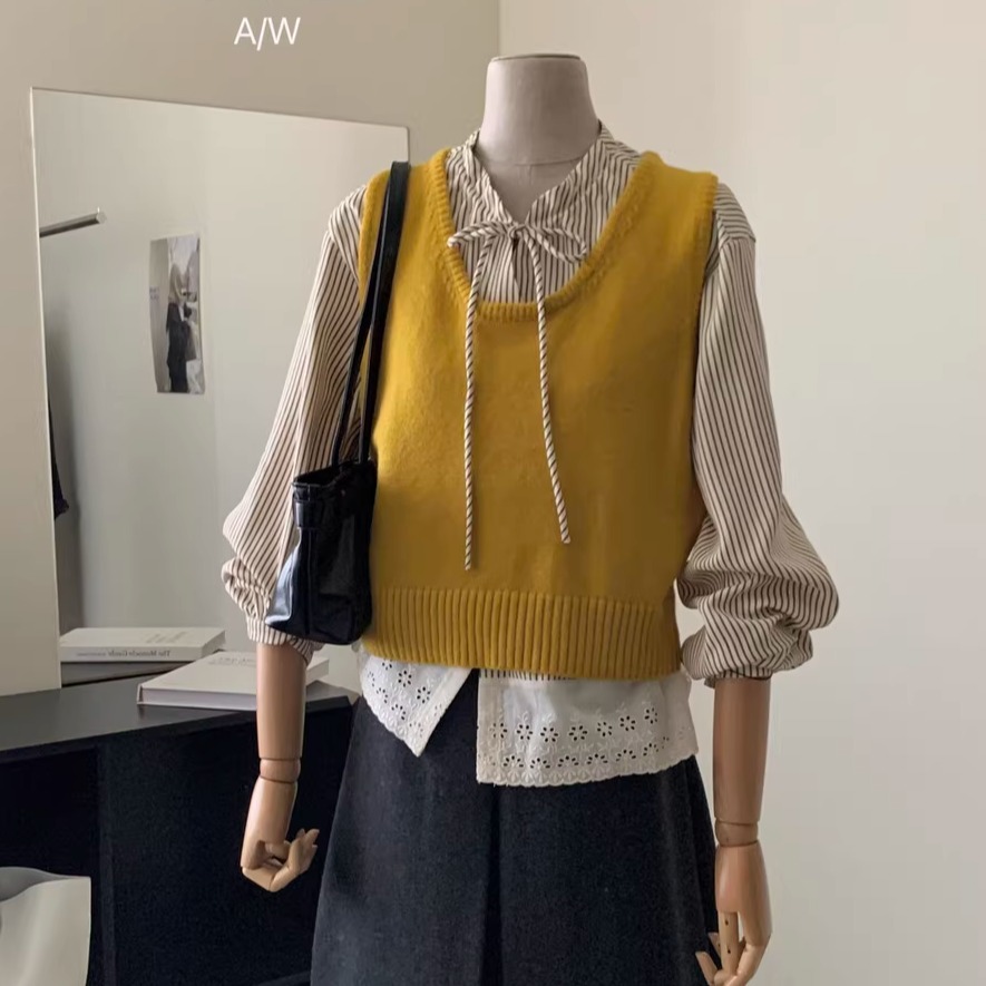 高级感U领针织马甲衬衫套装女