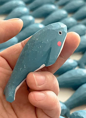 治愈系椴木雕刻鲸鱼系列摆件儿童