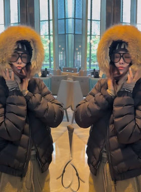 高级感时尚简约大毛领连帽棉服女