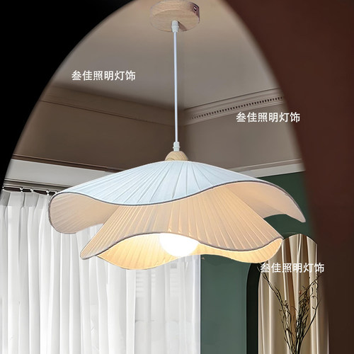 法式轻奢艺术网红灯罩餐厅吊灯具