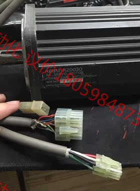 R88M-R20030 欧姆龙电机 拆机正品 老款