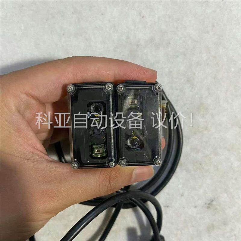 康耐视DM50S 825-0402-1R B 读码器(议价)