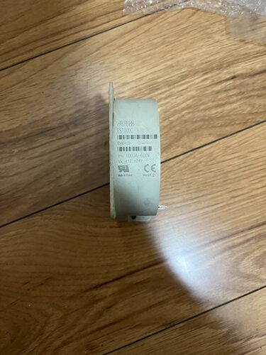 ES1000C ABB互感器
