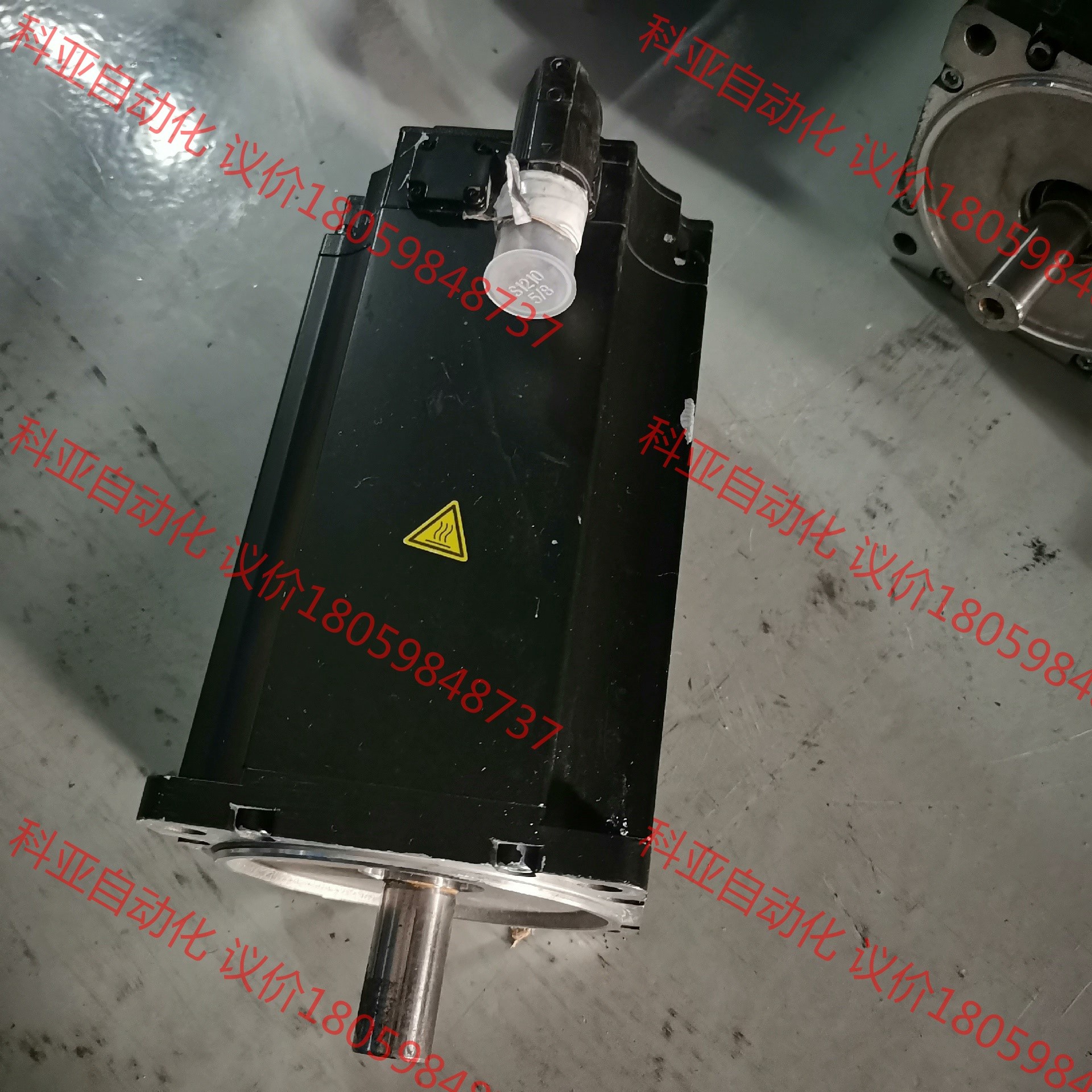 贝加莱伺服电机8LSA57.DA030S000-3