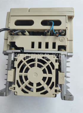 拆机安川变频器CIMR-V7AT21P5 1.5KW/22(议价)