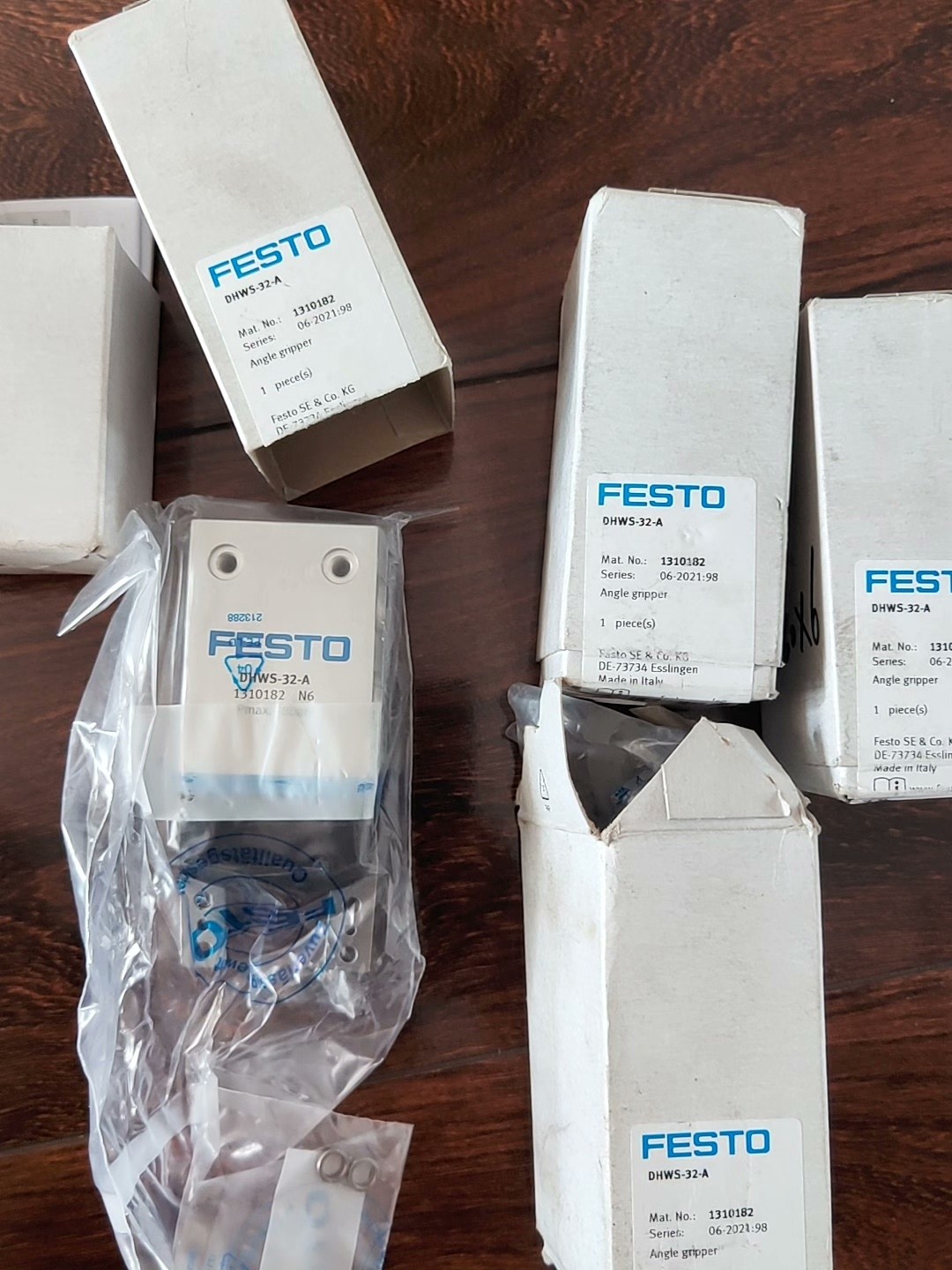 费斯托DHWS-32-A  1310182手指气缸