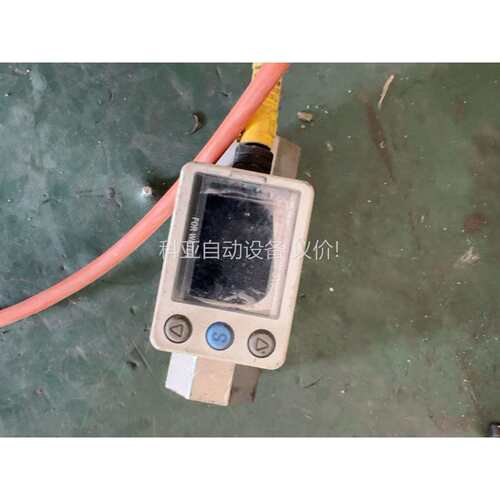 拆机SMC流量计PF3W720-F04-B-M想要的和我联系（议价）