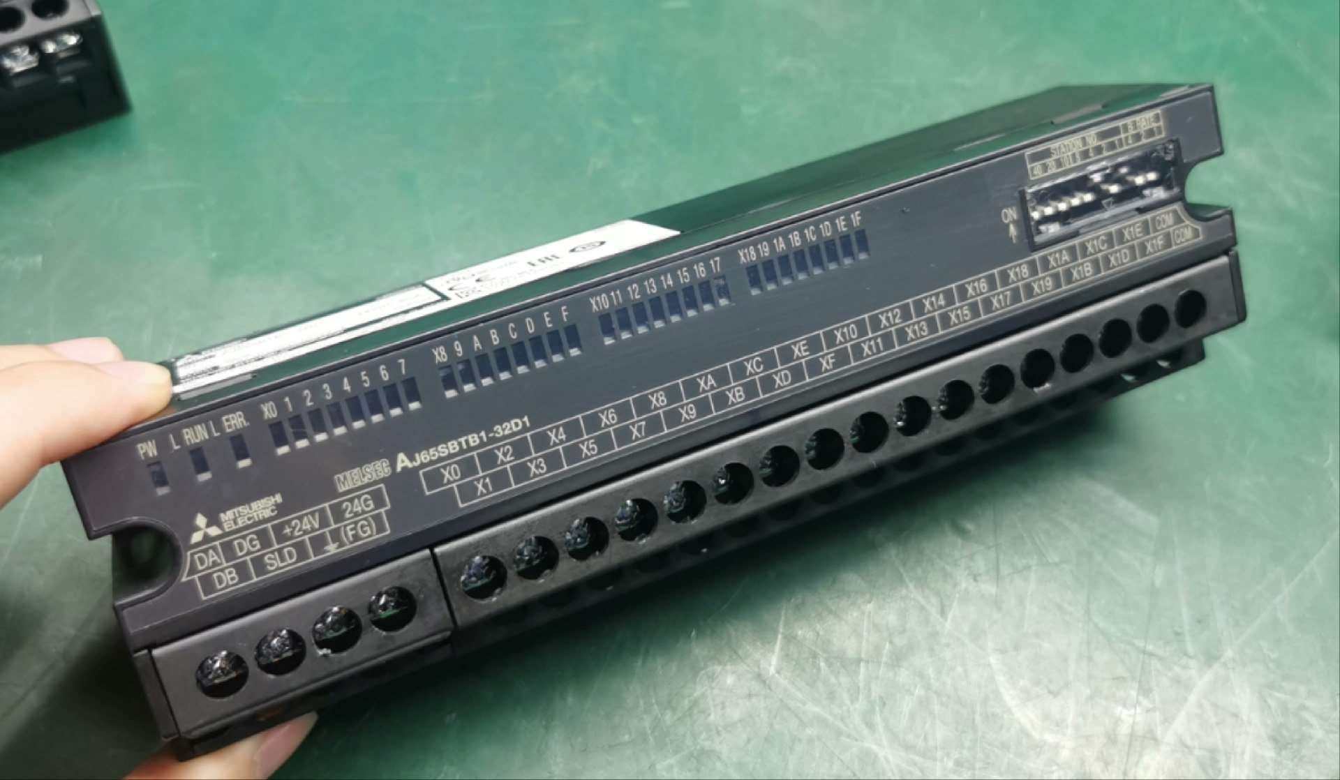 三菱远程模块AJ65SBTB1-32D1二手拆机，一个，(议价)