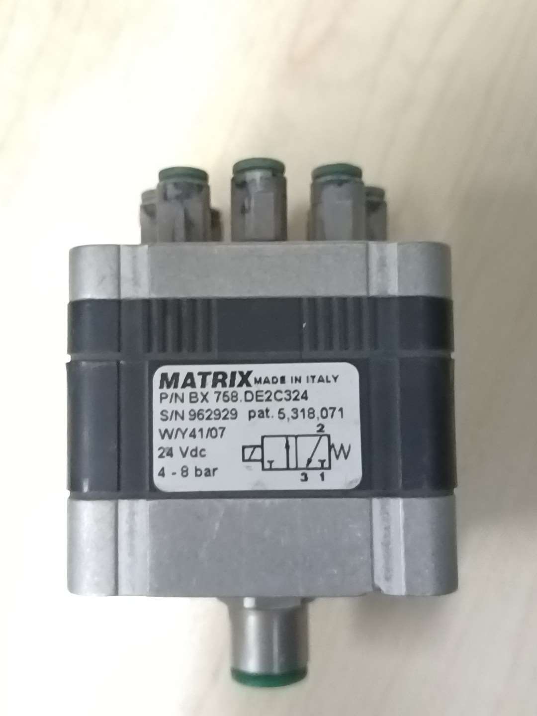 意大利MATRIX电磁阀HBX758.DE2C324(议价)