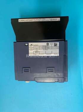 富士变频器FRN0006C2S-7C单相输入，三相输出，成色（议价）