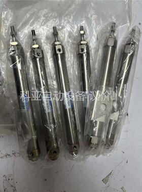 闲置小金井KOGANEI气缸PBDA16X100-M 配支架(议价)