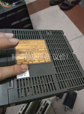 富士伺100w服驱动器一个！ryc101d3-vvt2成色(议价)