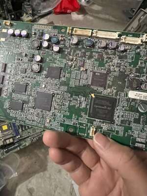 出EP3C40F484C8N 4张 350包邮(议价)