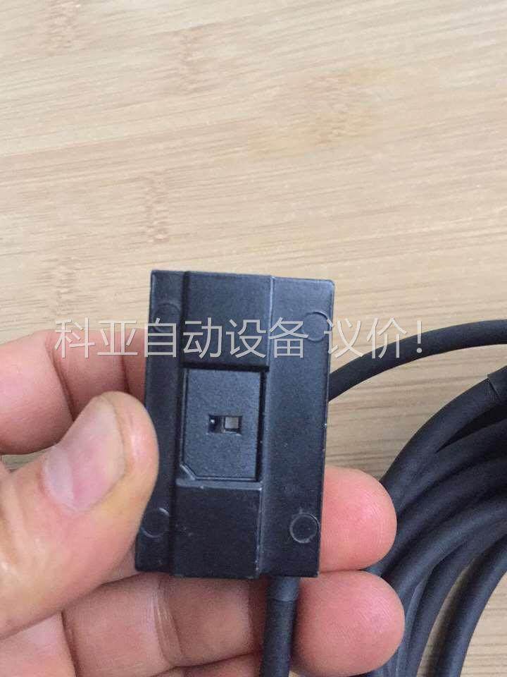 RGH41X30D05A 1.0um 雷尼绍读数头 线长3.(议价)