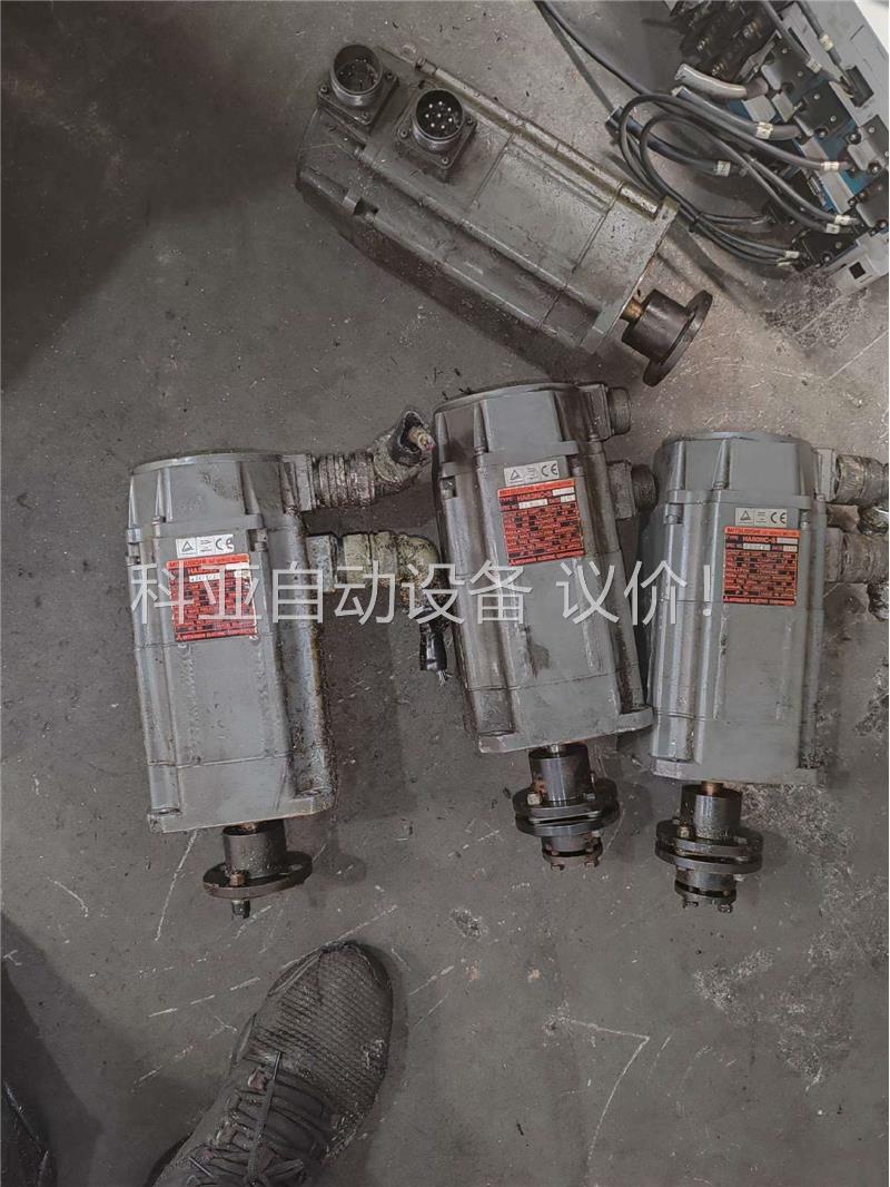 转让二手三菱HA83电机四个,含OSA104编码器(议价)