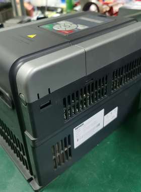 hpmont海浦蒙特变频器，都是380V ，二手拆机多多少少(议价)