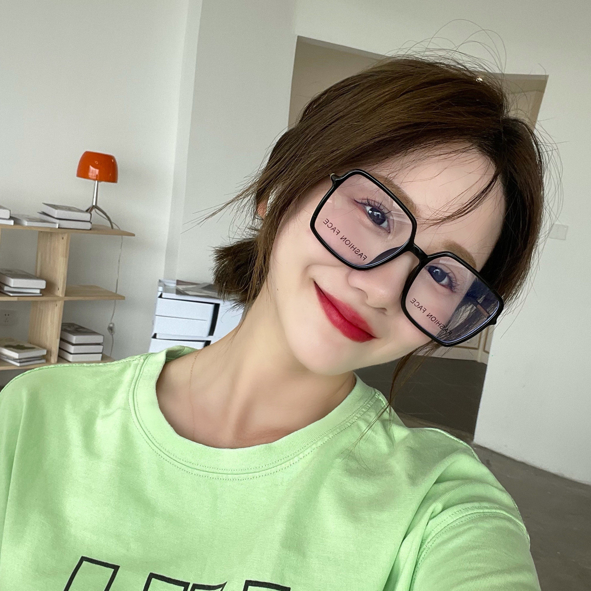 凹造型大框圆脸显瘦素颜纯欲近视韩国黑色眼镜框女字母平光镜装饰