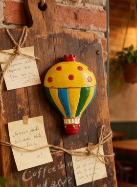 波普风热气球树脂摆件儿童房