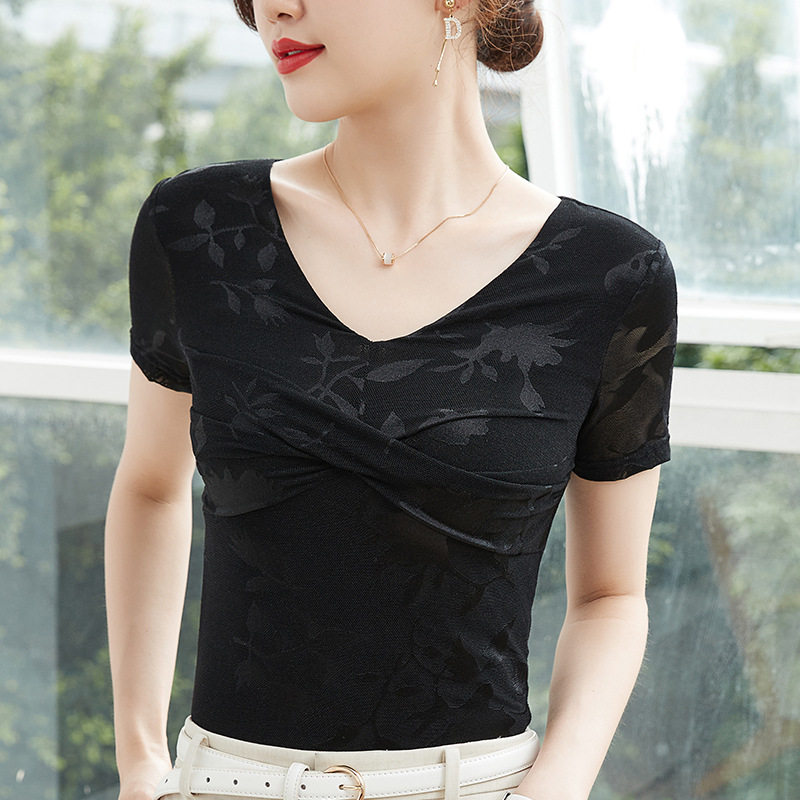 2026夏季设计感法式夏装泡泡袖T恤女短袖修身V领洋气小衫上衣,女装/女士精品,T恤,淘宝优惠券,粉丝福利购,淘宝优惠卷
