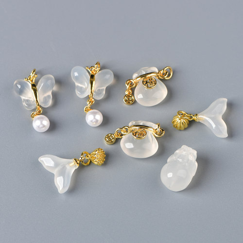 天然白玛瑙蝴蝶福包雕刻DIY配件