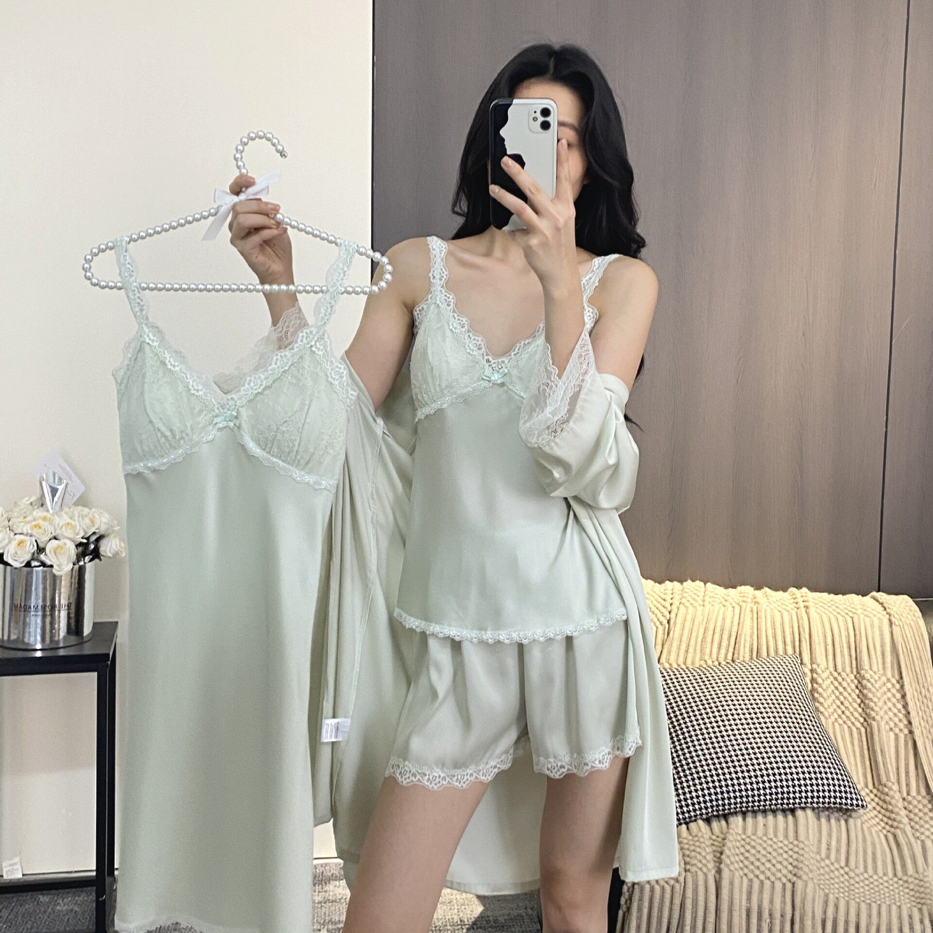 高级感冰丝睡衣女带胸垫夏季新款睡袍/浴袍