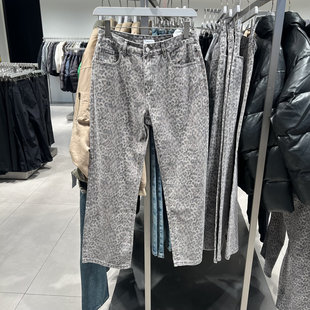 UR国内2025春季男装时尚豹纹图案新年战袍牛仔长裤UMV850013