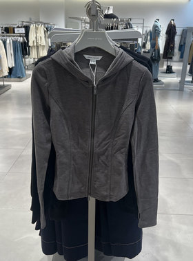 UR国内2025秋季女装潮流运动连帽明线修身短款外套UYV150113