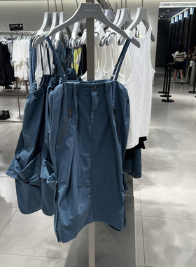 UR国内2025夏季女装城市户外风大贴袋吊带连衣裙UYV750068