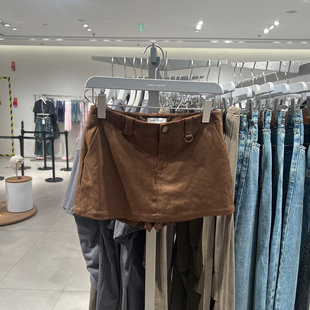 UR国内2025秋季女装琥珀流光风潮流复古超短款短裤UYV650092