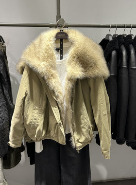 UR国内2025冬季女装流光风拼接毛领超宽松棉服外套UWJ150072