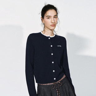 UR国内2025冬季女装都市撞色木耳边刺绣针织开衫UYU960003