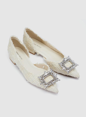 UR国内2025秋季女士气质法式小香毛边水钻尖头单鞋UAWS50114