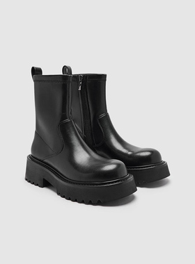 UR国内2025秋季女士时尚百搭休闲风气质厚底中靴UAYS50099