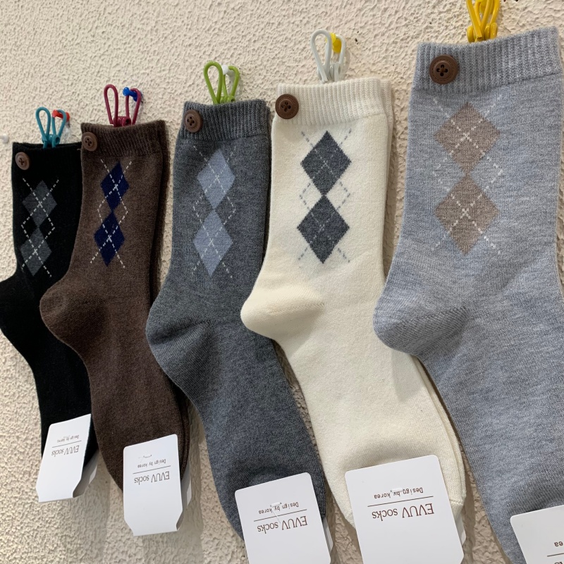 2025冬季新款加厚保暖羊毛女袜网红款菱形格纽扣束腰羊绒中筒袜子
