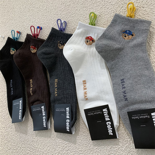 vividcolor韩国东大门男袜英伦风卡通小熊棉质坑条低帮矮腰短筒袜